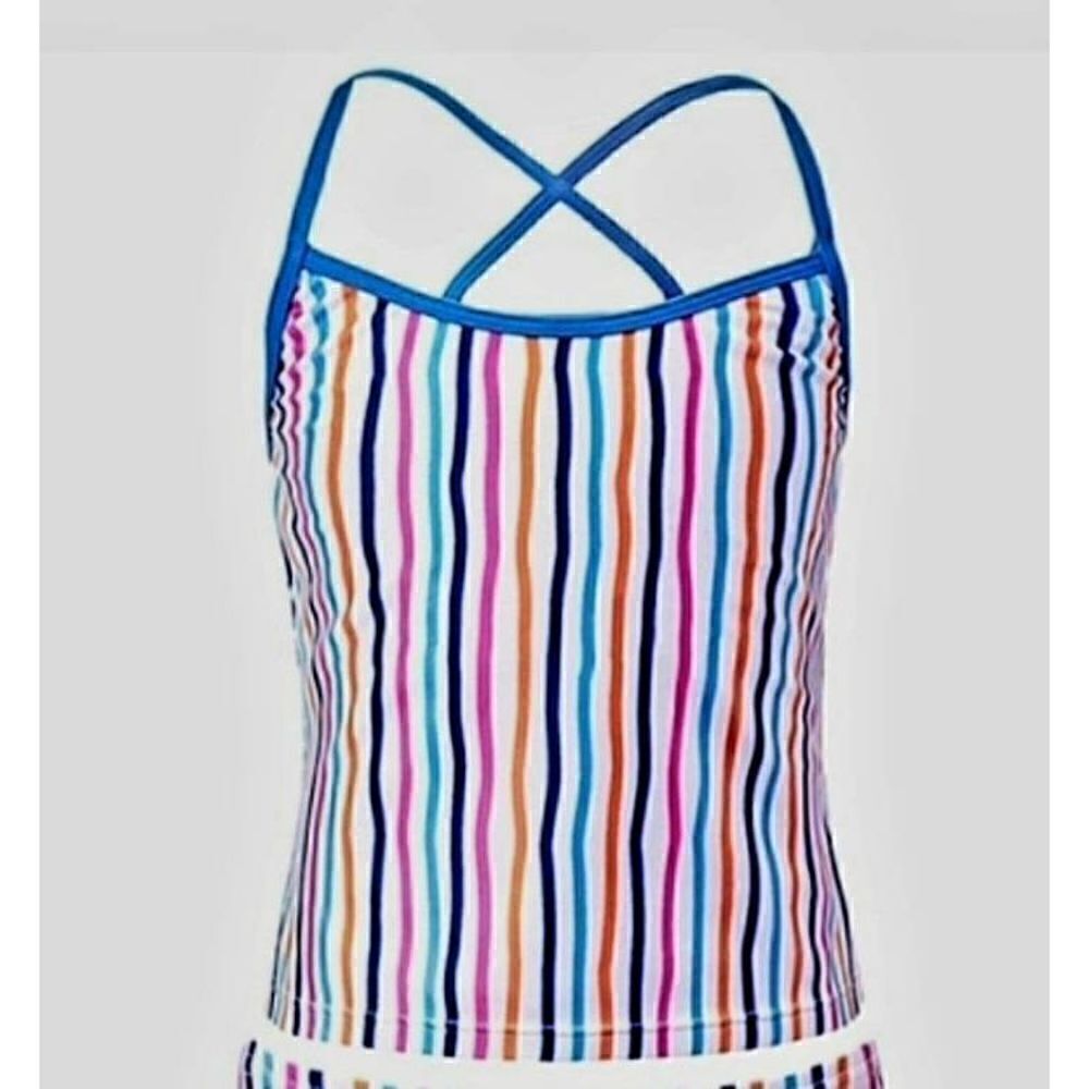 NWT URBAN OUTDOOR TANKINI TOP